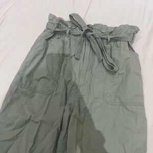 A&F Olive Paperbag/Cargo Pants